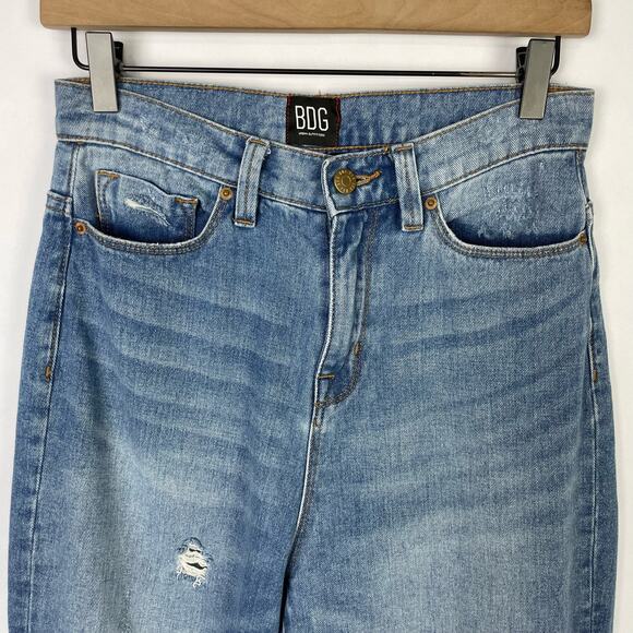 BDG | Mom High Rise Distressed Medium Wash Relaxed Fit Ankle Jeans - Picture 5 of 13